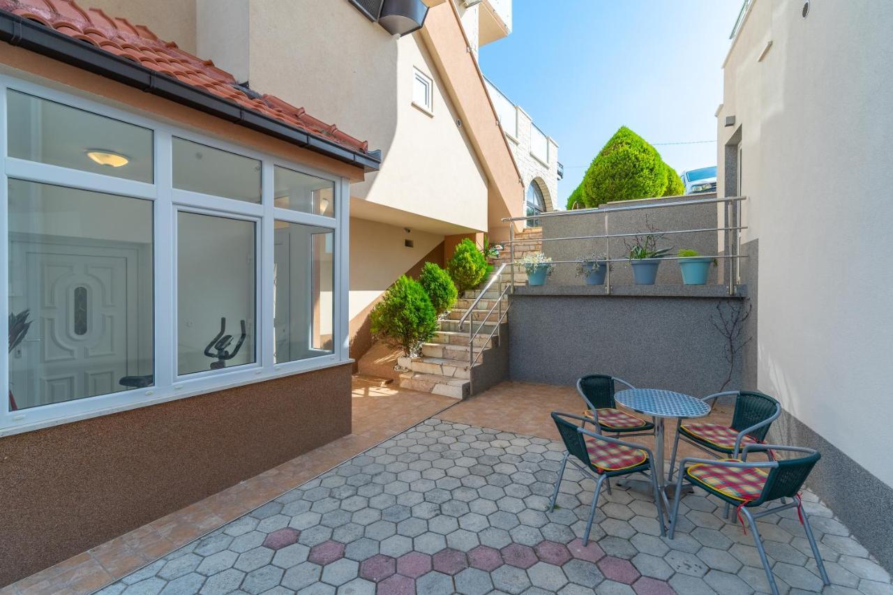 Dijamant Apartment Stobreč Buitenkant foto