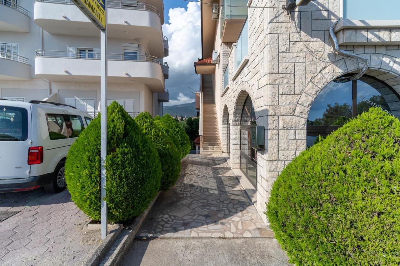 Dijamant Apartment Stobreč Buitenkant foto
