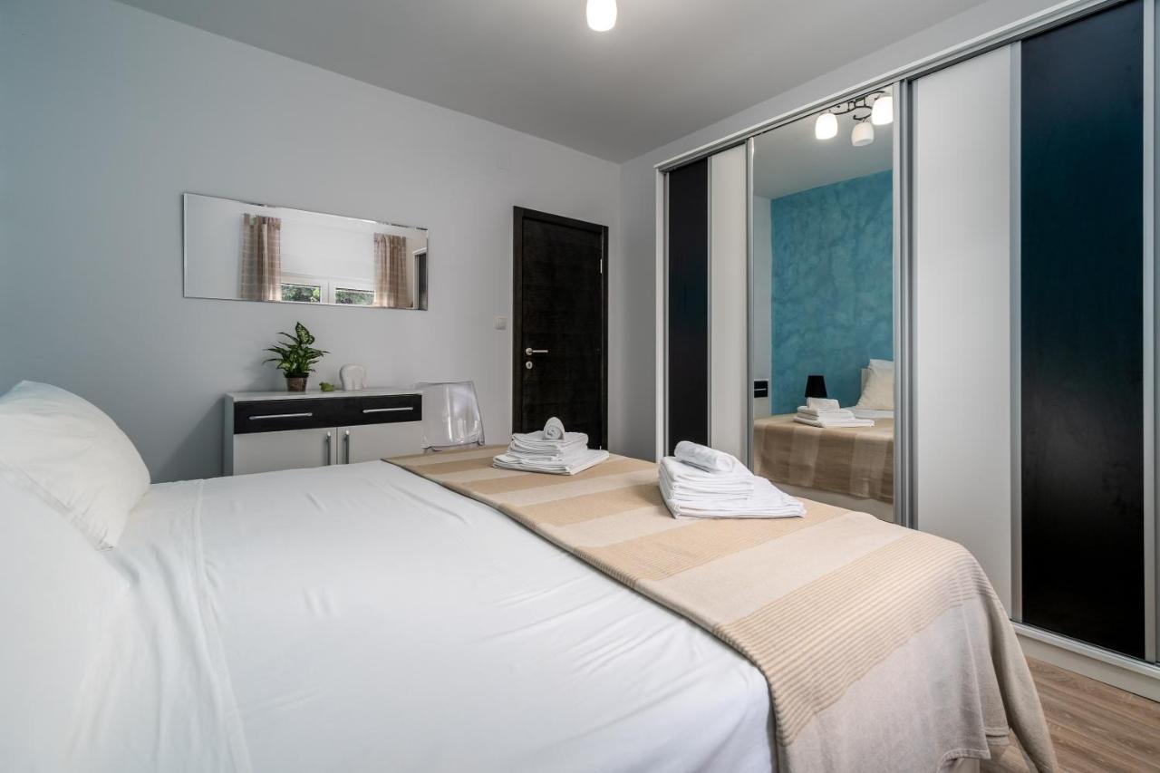 Dijamant Apartment Stobreč Buitenkant foto