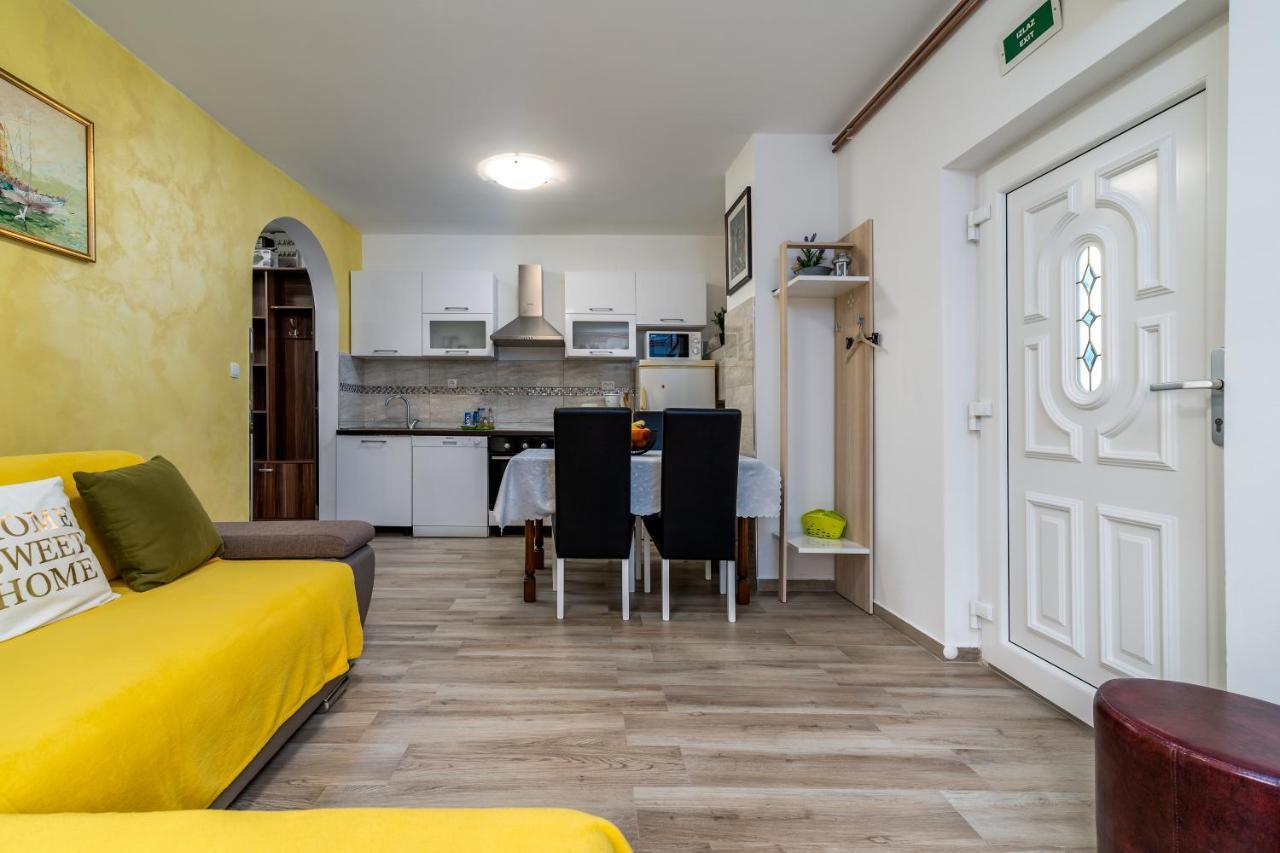 Dijamant Apartment Stobreč Buitenkant foto